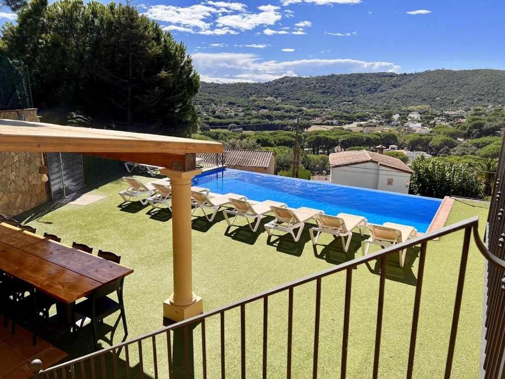 Villa Casa Mas Ambros Con Piscina Desbordante Calonge  Exterior foto